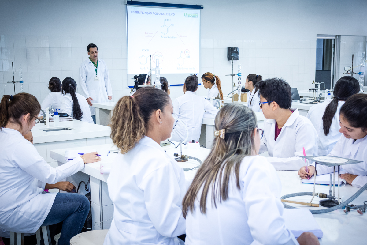 Laboratório de química farmacêutica